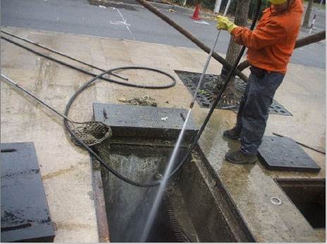 皇桐镇池底污泥如何清理