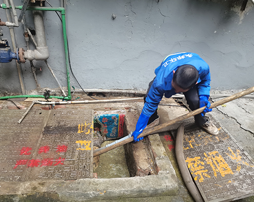 皇桐镇清掏化粪池