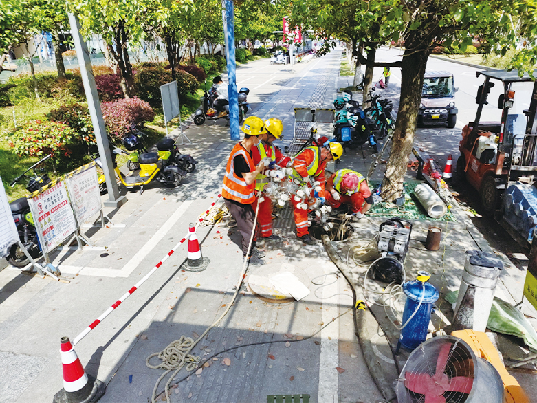  皇桐镇UV-CIPP紫外光固化修复